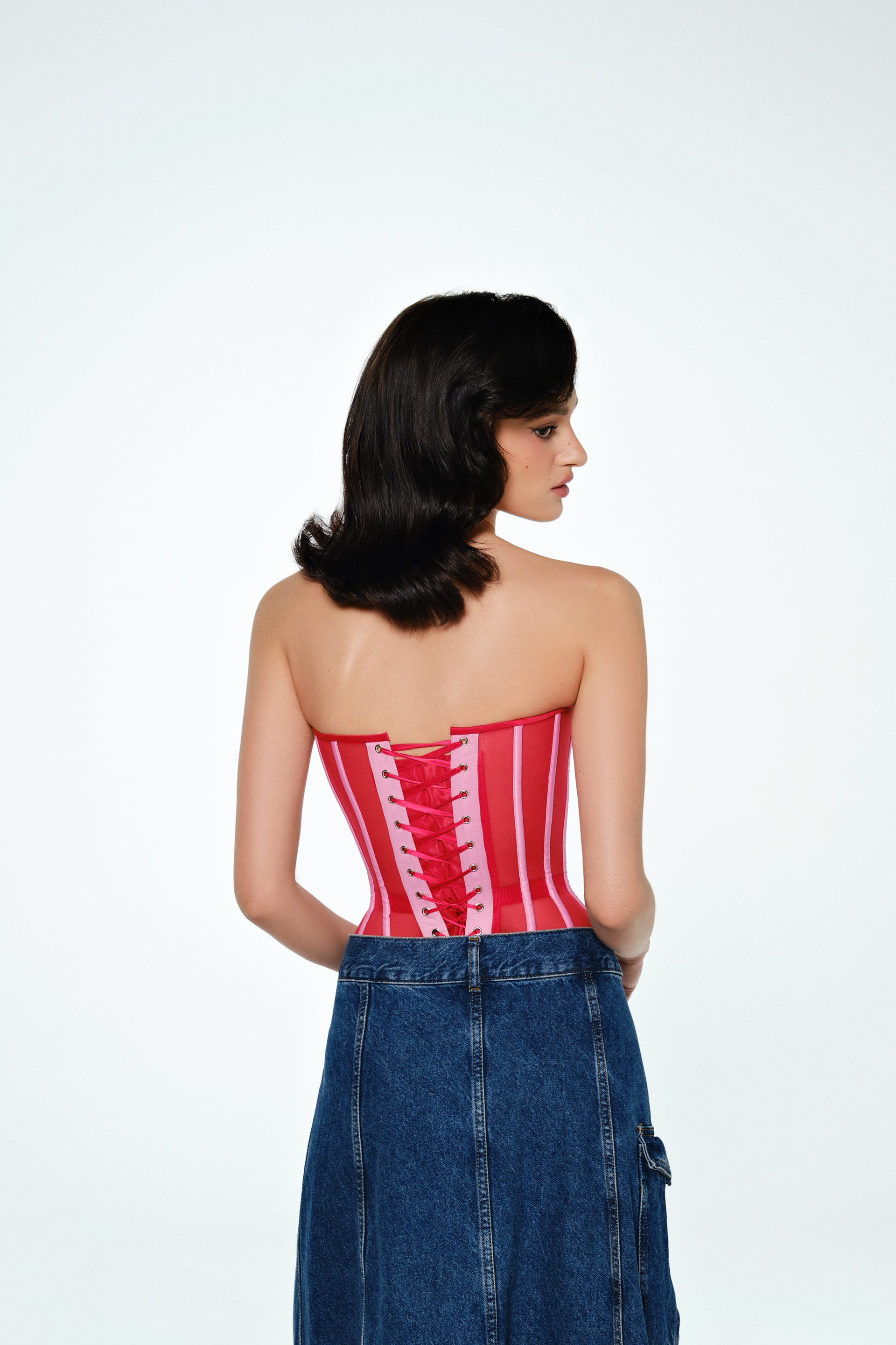Red corset with pink reliefs